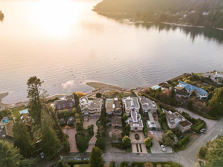 4382 Ross Crescent, West Vancouver, BC, V7W 1B2 - 12