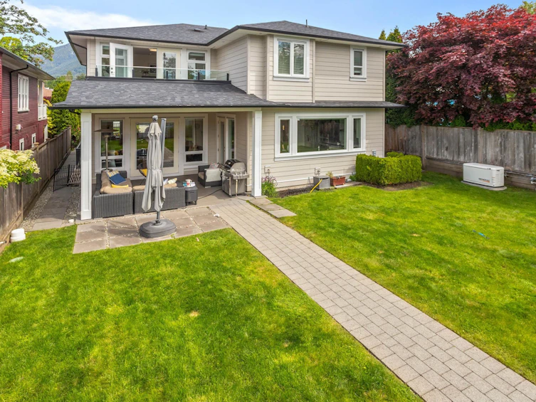 337 W 20th Street, North Vancouver, BC, V7M 1Y6 - 39