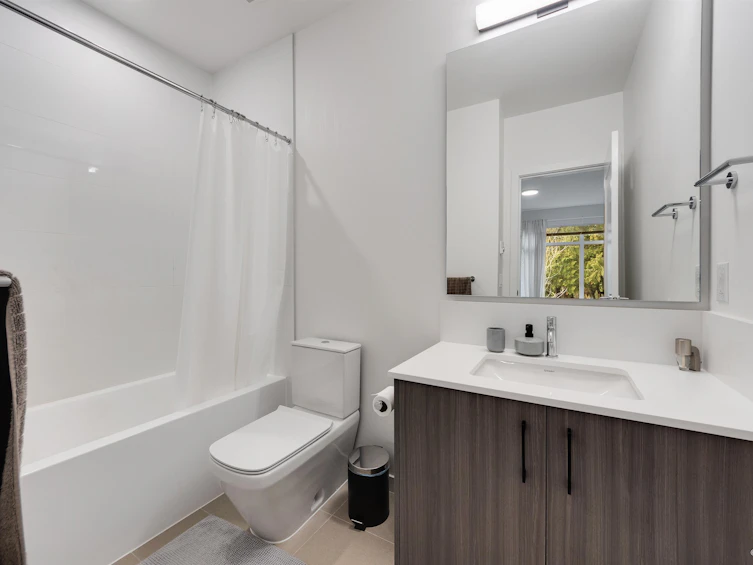 24-15255 Sitka Drive, Surrey, BC, V3S 0B1 - 16