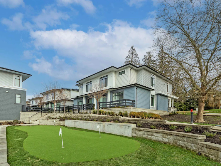 24-15255 Sitka Drive, Surrey, BC, V3S 0B1 - 25