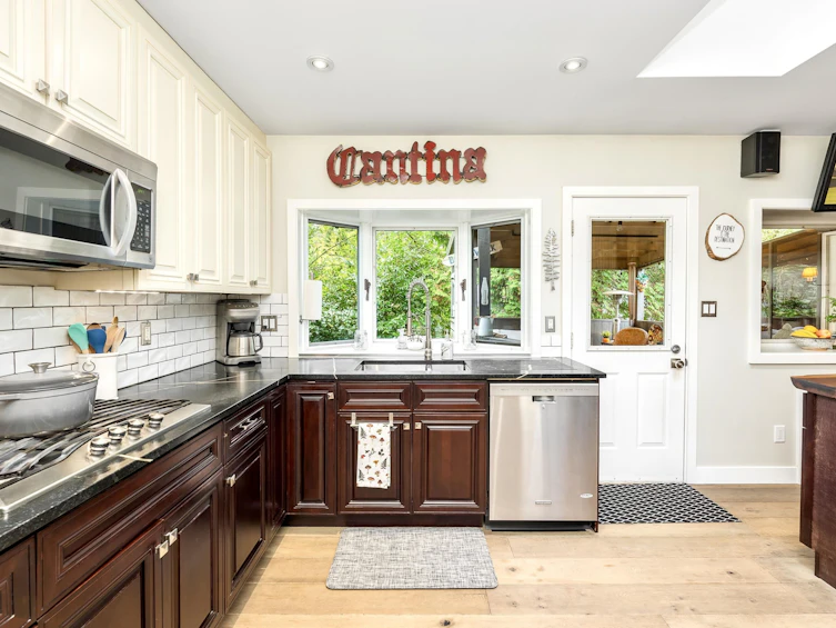 830 Mathers Avenue, West Vancouver, BC, V7T 2G1 - 13