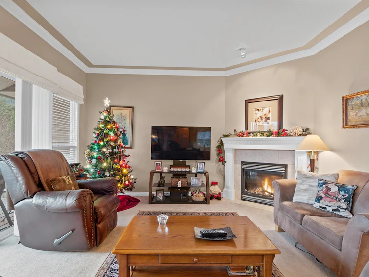 8-349 Walnut Avenue, Harrison Hot Springs, BC, V0M 1K0 - 2