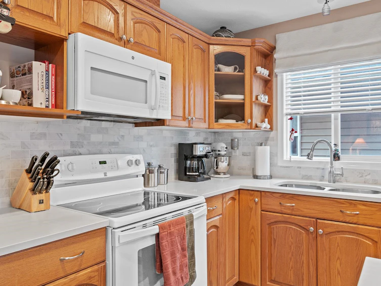 8-349 Walnut Avenue, Harrison Hot Springs, BC, V0M 1K0 - 11