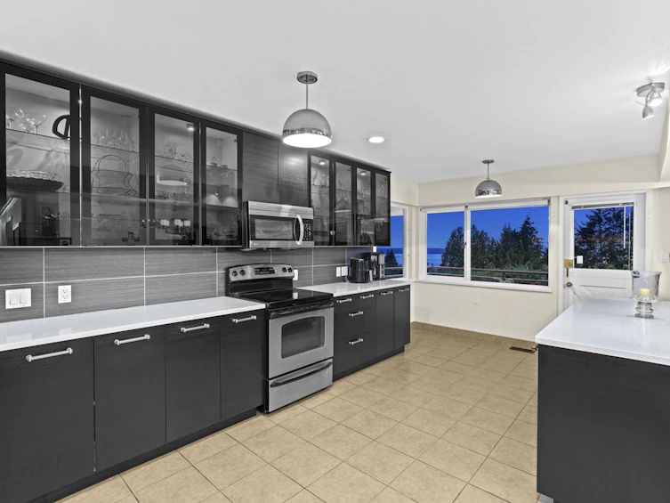 1230 Renton Road, West Vancouver, BC, V7S 2K9 - 11