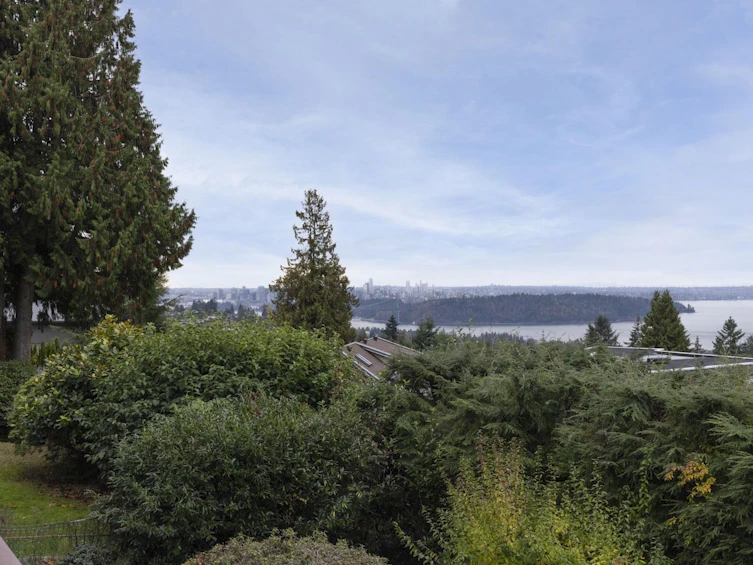 1230 Renton Road, West Vancouver, BC, V7S 2K9 - 32
