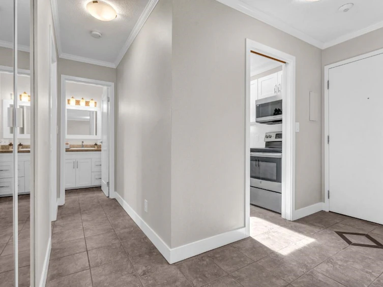 410-13501 96 Avenue, Surrey, BC, V3V 7L9 - 10