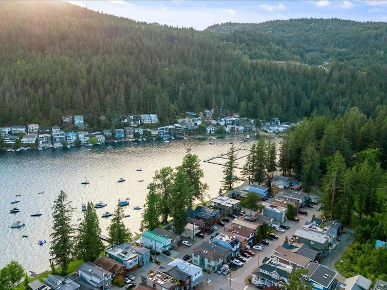 253 First Avenue, Cultus Lake, BC, V2R 4Z2 - 10