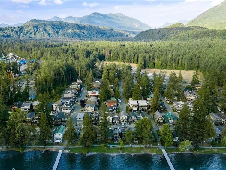 253 First Avenue, Cultus Lake, BC, V2R 4Z2 - 13