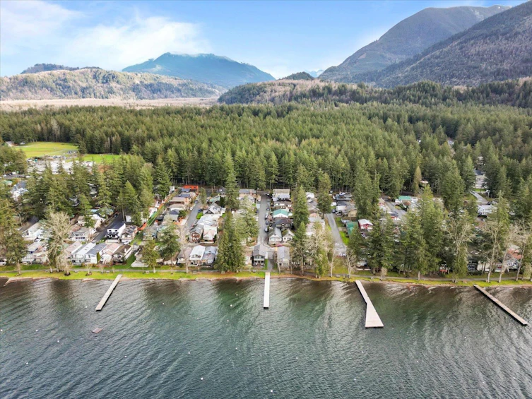 253 First Avenue, Cultus Lake, BC, V2R 4Z2