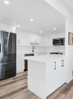 906 10082 148 Street