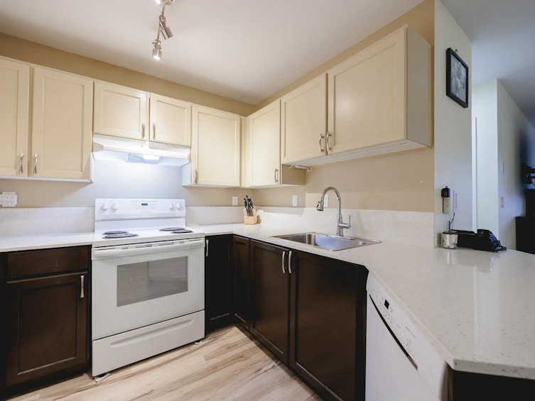 306-17695 58 Avenue, Surrey, BC, V3S 1L5 - 6