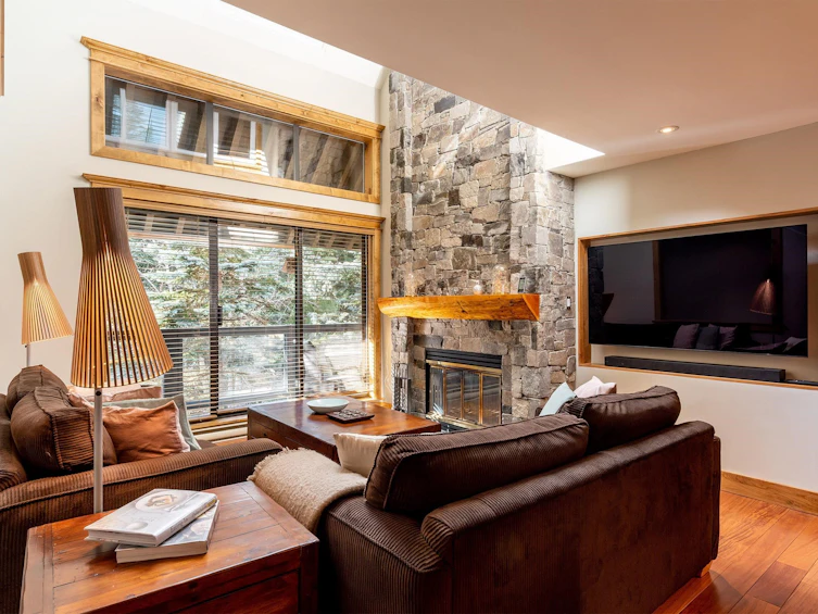 25-4725 Spearhead Drive, Whistler, BC, V8E 1E6 - 3