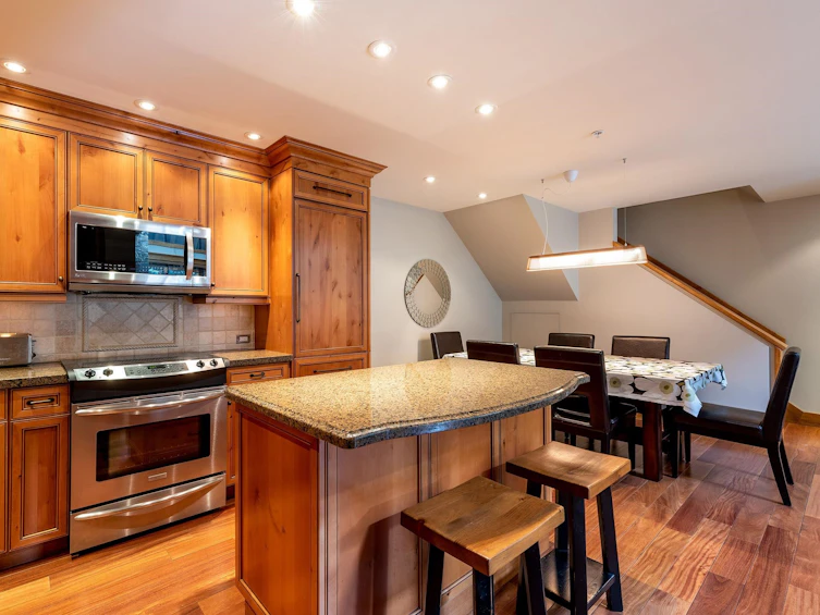 25-4725 Spearhead Drive, Whistler, BC, V8E 1E6 - 10