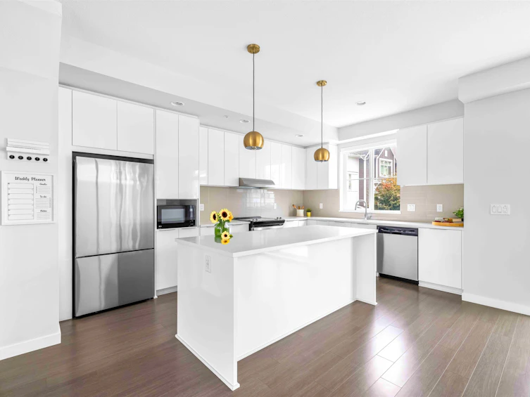 1010-11280 Pazarena Place, Maple Ridge, BC, V2X 9H8 - 10