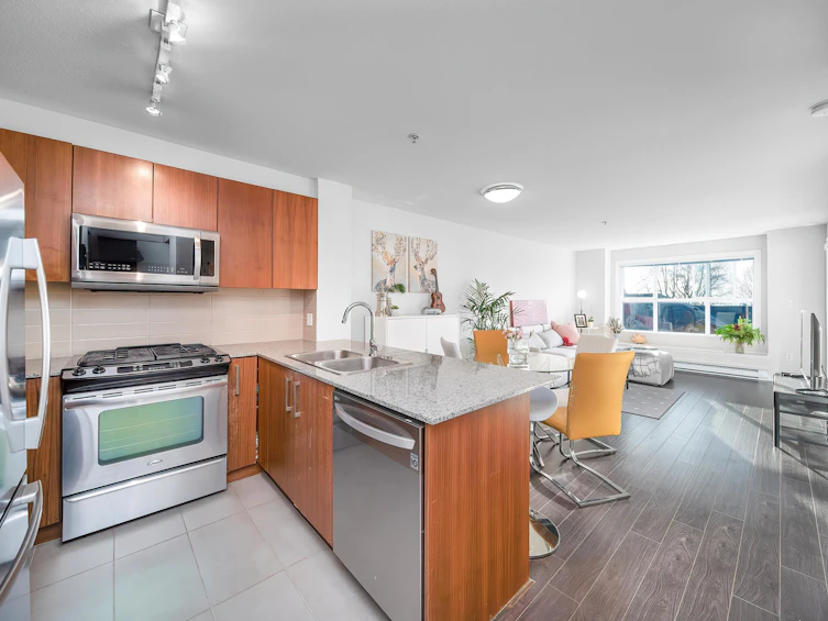 315-5885 Irmin Street, Burnaby, BC, V5J 0C2 - 12