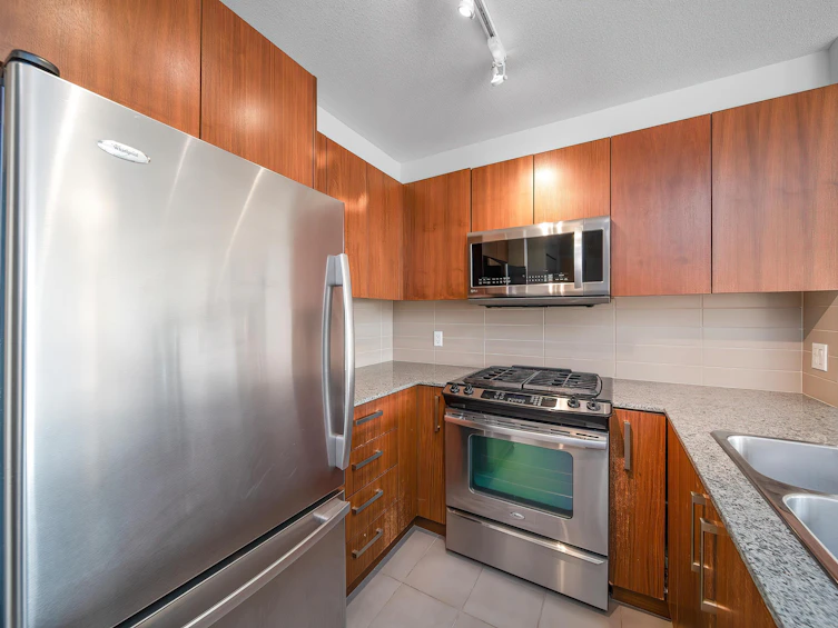 315-5885 Irmin Street, Burnaby, BC, V5J 0C2 - 14