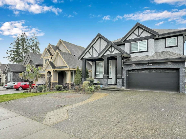 5949 125 Street, Surrey, BC, V3X 1X2 - 2
