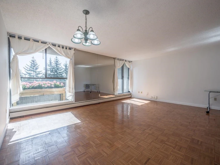 604-3755 Bartlett Court, Burnaby, BC, V3J 7G7 - 4