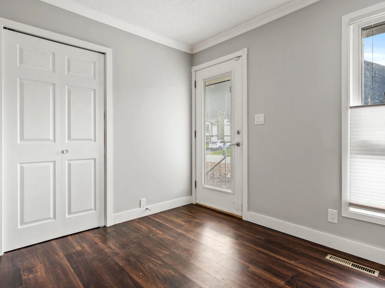 635 Thacker Avenue, Hope, BC, V0X 1L0 - 8