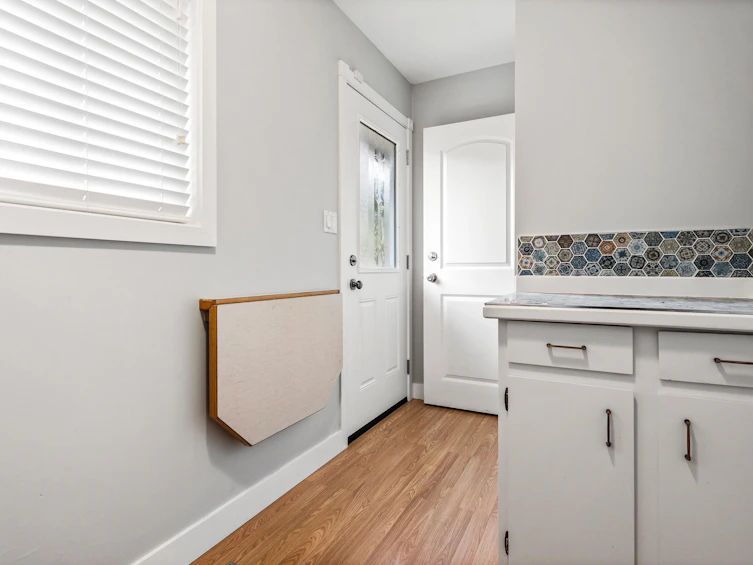 635 Thacker Avenue, Hope, BC, V0X 1L0 - 28