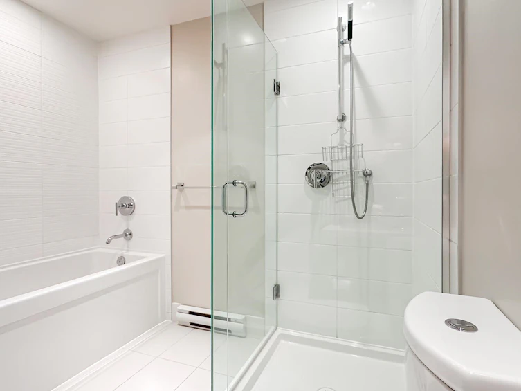 311-3606 Aldercrest Drive, North Vancouver, BC, V7G 0A3 - 16