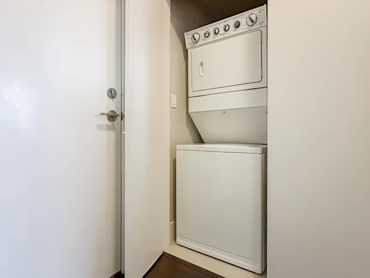 311-3606 Aldercrest Drive, North Vancouver, BC, V7G 0A3 - 18