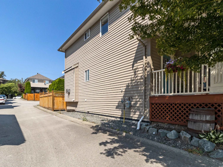 6621 192a Street, Surrey, BC, V4N 0B9 - 35