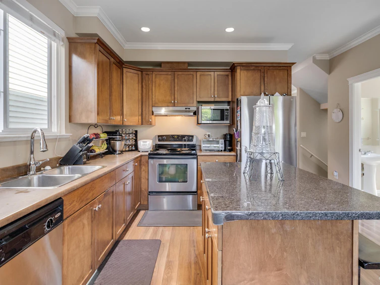 6621 192a Street, Surrey, BC, V4N 0B9 - 11