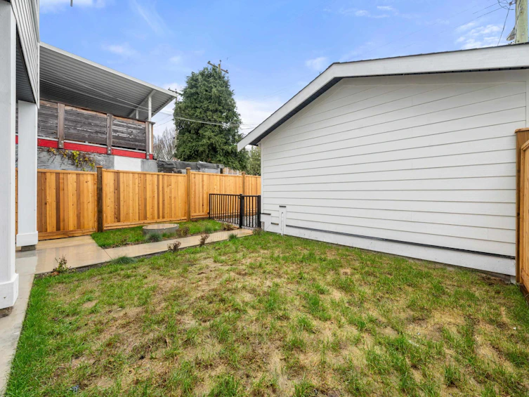 2-7668 Main Street, Vancouver, BC, V5X 3K3 - 38