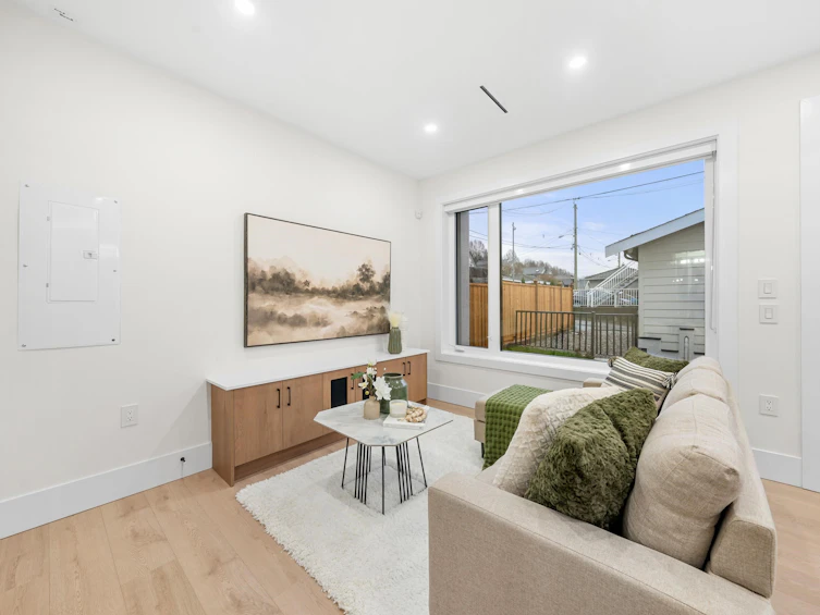 2-7668 Main Street, Vancouver, BC, V5X 3K3 - 6