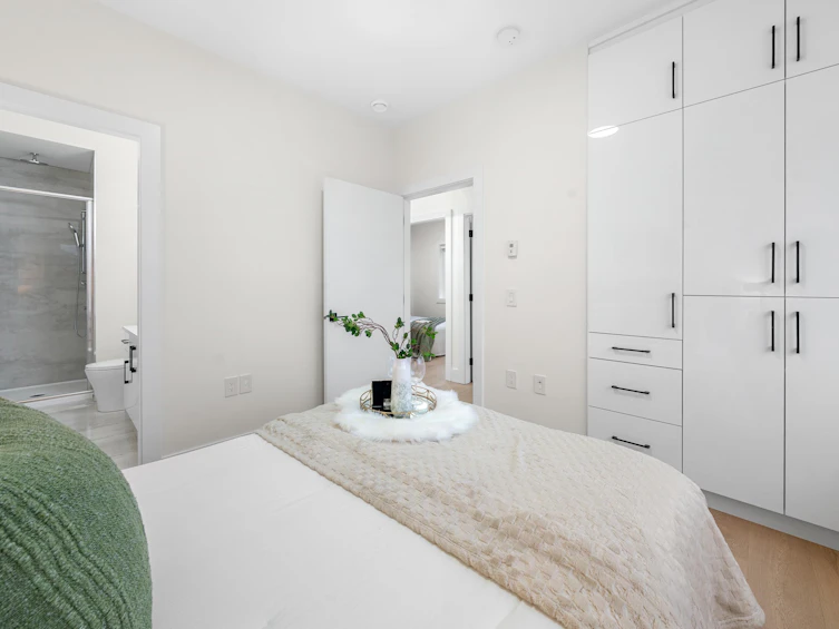 2-7668 Main Street, Vancouver, BC, V5X 3K3 - 31