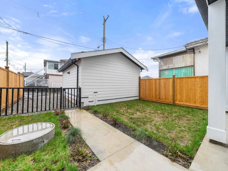 2-7668 Main Street, Vancouver, BC, V5X 3K3 - 34