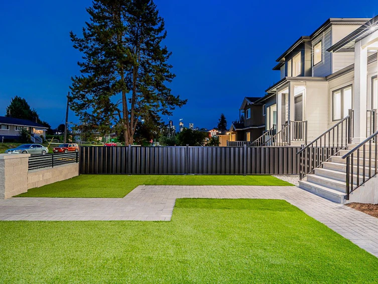 4355 Barker Avenue, Burnaby, BC, V5G 3C3 - 3