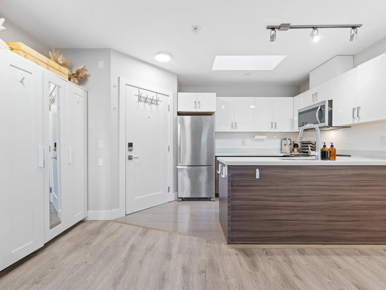 PH1-3939 Knight Street, Vancouver, BC, V5N 3L8 - 14