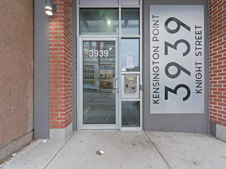 PH1-3939 Knight Street, Vancouver, BC, V5N 3L8 - 32