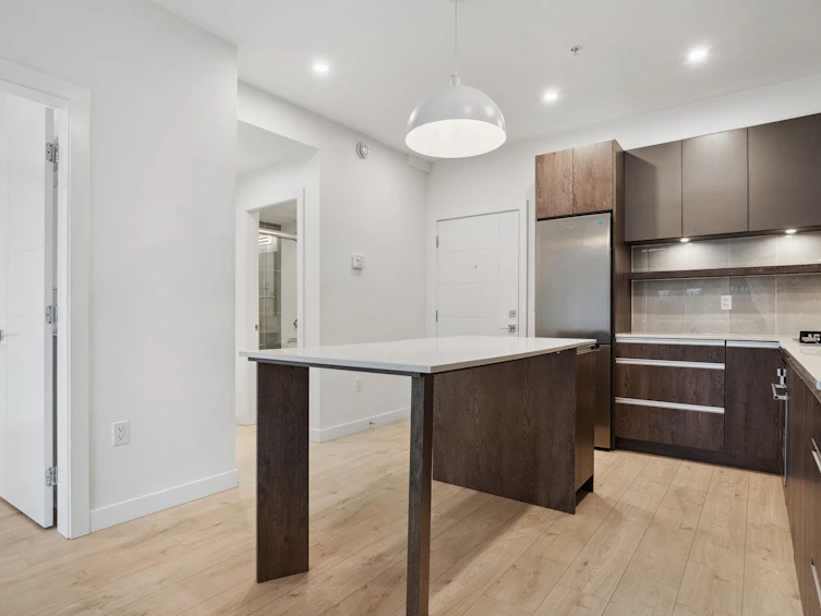 208-14225 103a Avenue, Surrey, BC, V3T 0T4 - 8