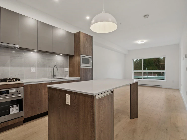 208-14225 103a Avenue, Surrey, BC, V3T 0T4 - 9