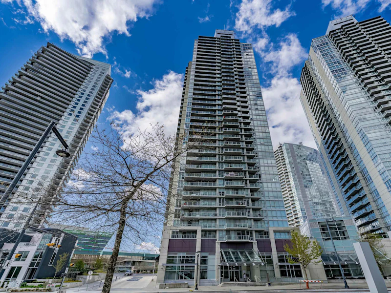 2110 - 9981 Whalley Boulevard, Surrey BC V3T 0G6