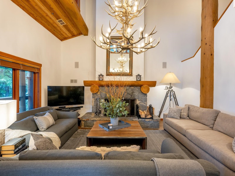 3 - 2250 Nordic Drive, Whistler BC V0N 1B2
