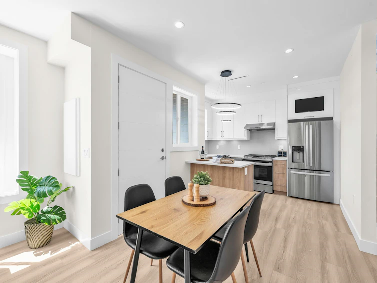 2-3320 E 44th Avenue, Vancouver, BC, V5R 3B4 - 9