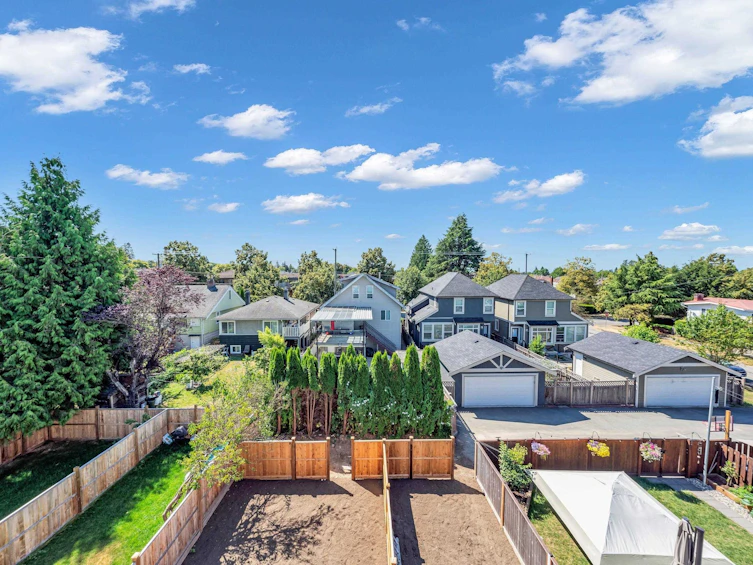 2-3320 E 44th Avenue, Vancouver, BC, V5R 3B4 - 32