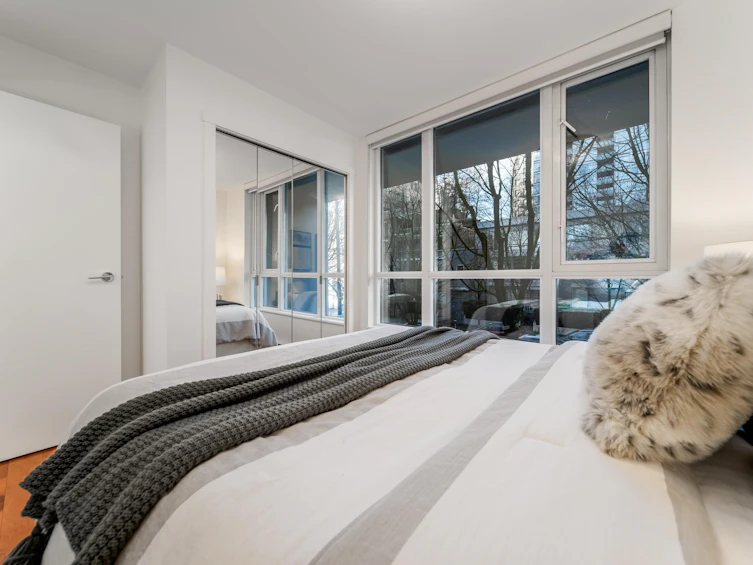 1018 Richards Street, Vancouver, BC, V6B 3E1 - 16