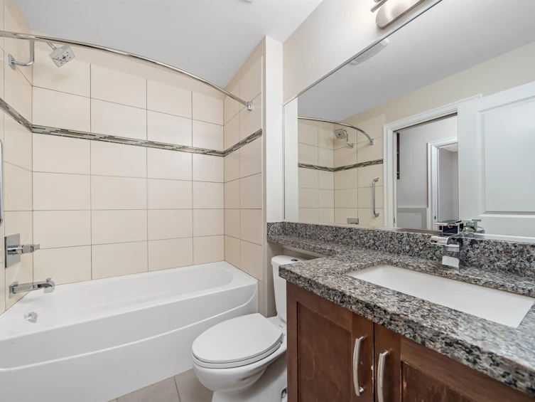 306-11882 226th Street, Maple Ridge, BC, V2X 9C7 - 11