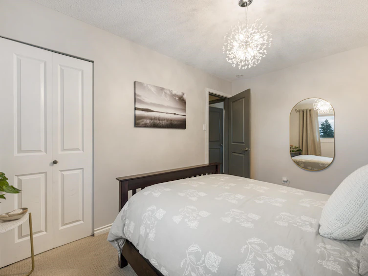 17265 59a Avenue, Surrey, BC, V3S 5S4 - 18