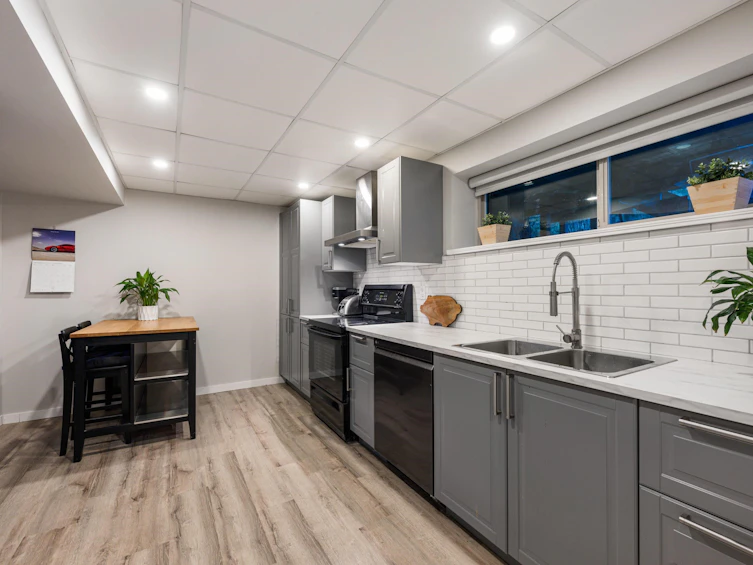 17265 59a Avenue, Surrey, BC, V3S 5S4 - 29