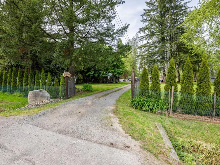 18089 94 Avenue, Surrey, BC, V4N 4A3 - 2