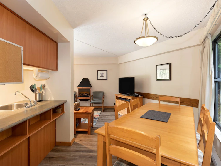 5G-2561 Tricouni Place, Whistler, BC, V8E 0A8 - 17