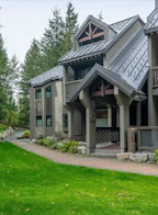 2 4510 Blackcomb Way