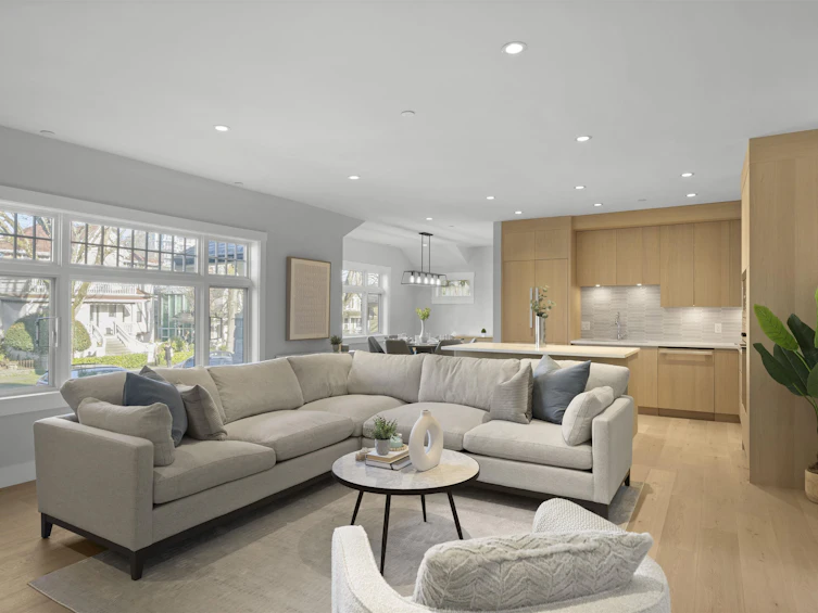1058 W 15th Avenue, Vancouver, BC, V6H 1R6 - 2