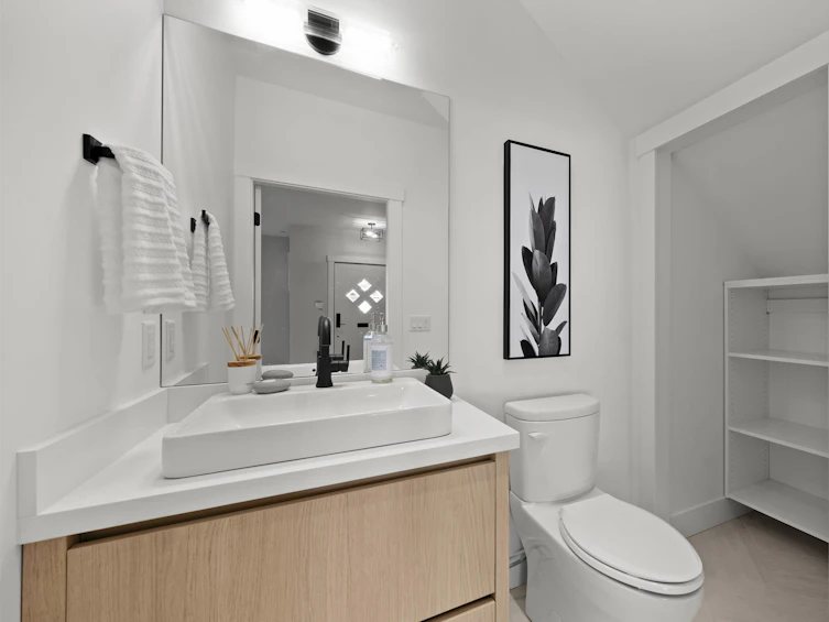 1058 W 15th Avenue, Vancouver, BC, V6H 1R6 - 19
